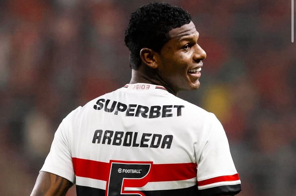 São Paulo vence o Internacional com gol de Arboleda. Foto: Rubens Chiri