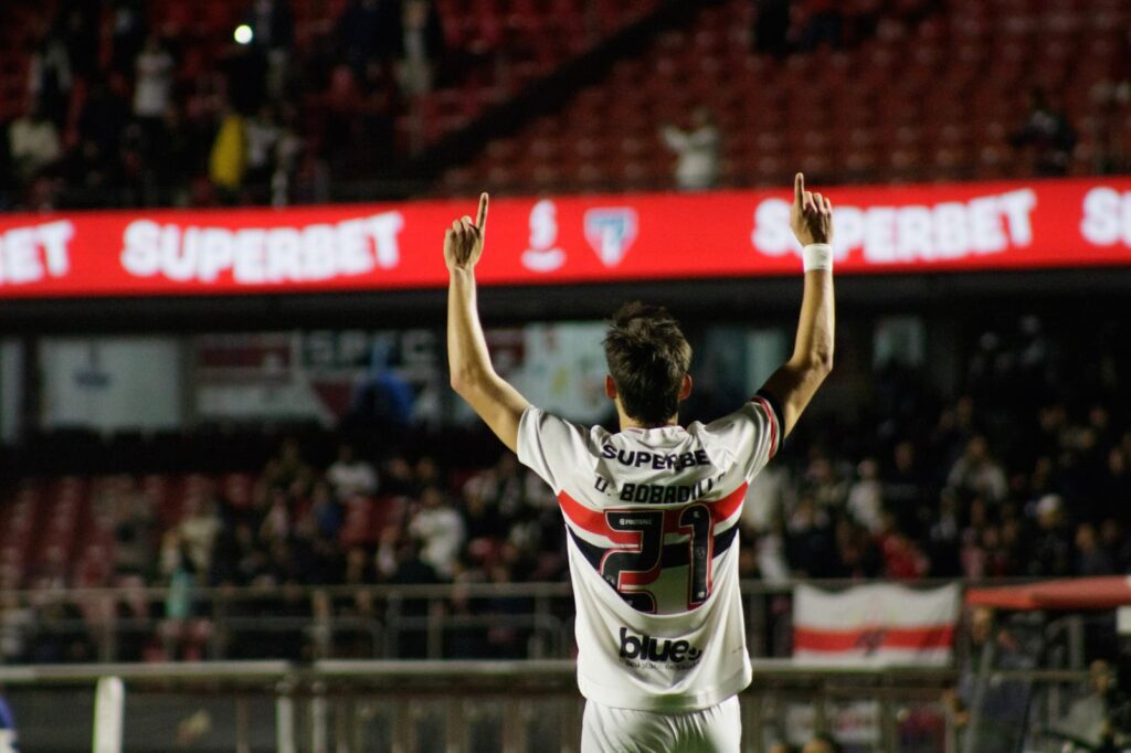 Bobadilla em ação pelo São Paulo FC. Foto: Guilherme Eduardo.