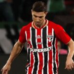 Cedric Soares em ação pelo São Paulo FC. Foto: Rubens Chiri