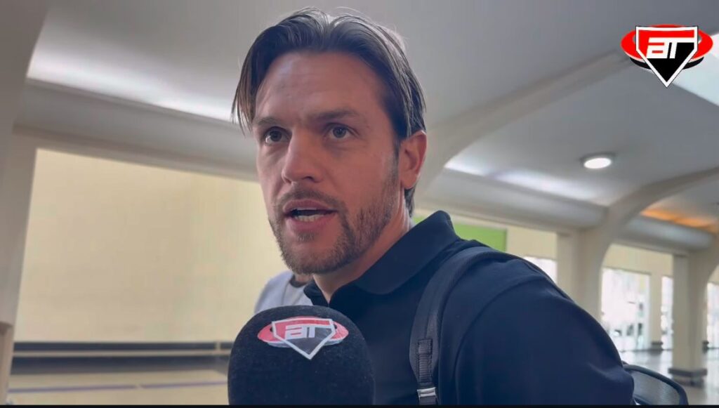 Rafael Tolói desembarca na capital para assinar como São Paulo FC. Foto: Reprodução/ Arquibancada Tricolor