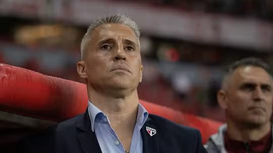 Crespo é o técnico do São Paulo FC em 2025. Foto: Divulgação.