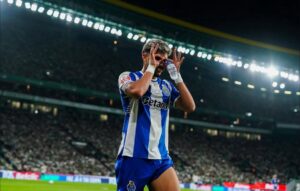 William Gomes vira destaque em Portugal. Foto: FC Porto.
