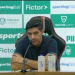 Abel Ferreira é quem comanda o Palmeiras. Foto: Reprodução.