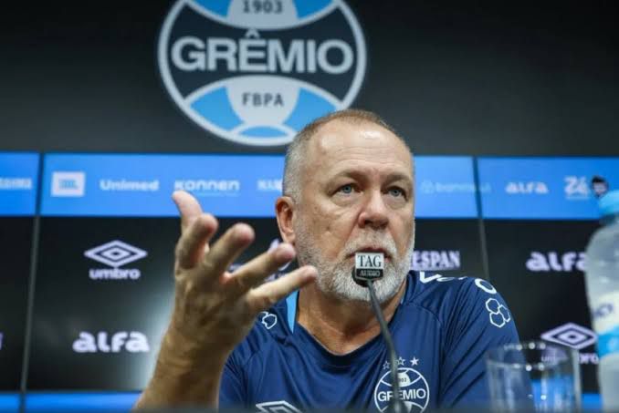 trg Mano Menezes, técnico do Gremio. Foto: Lucas Uebel.