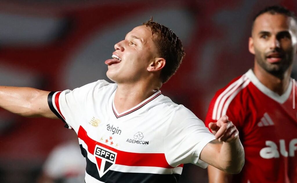 São Paulo vence Internacional. Foto: Rubens Chiri