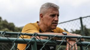 Crespo comandou as atividades do São Paulo na tarde de hoje. Foto: Erico Leonan.