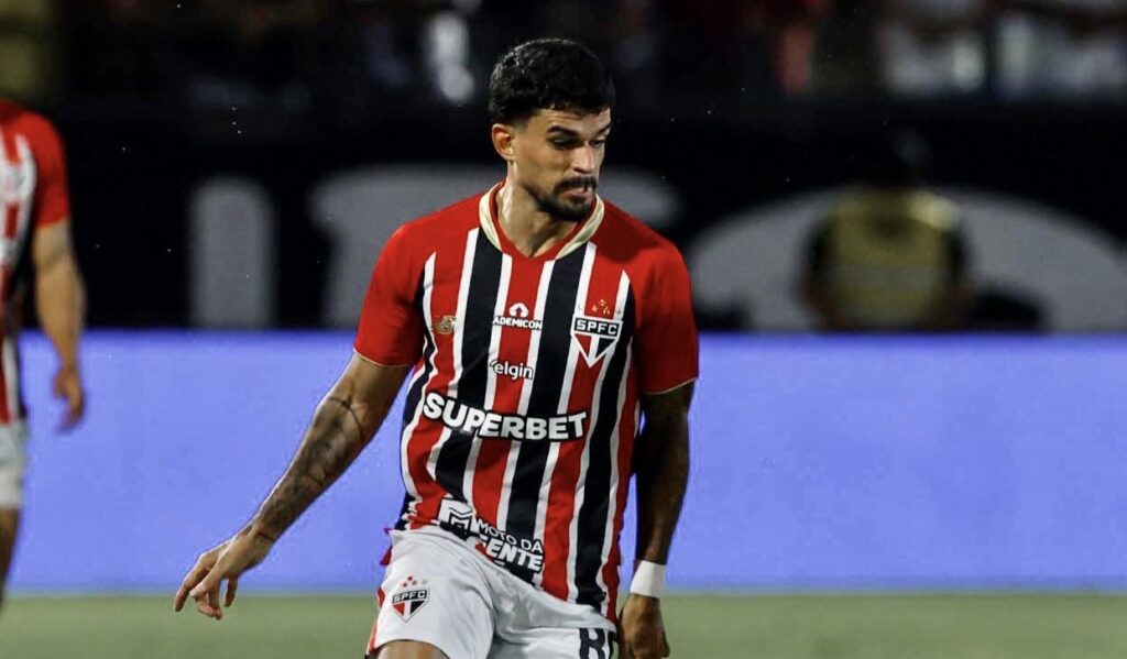 Cauly estreou com a camisa do São Paulo FC. Foto: Rubens Chiri