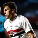 São Paulo vence o Santos com show de Tapia. Foto: Rubens Chiri.