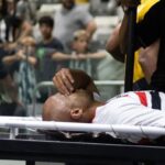 Lucas Moura deixa o campo lesionado. Foto: Reprodução.