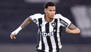 Newton em ação com a camisa do Botafogo. Foto: Vitor Sil/ BFR